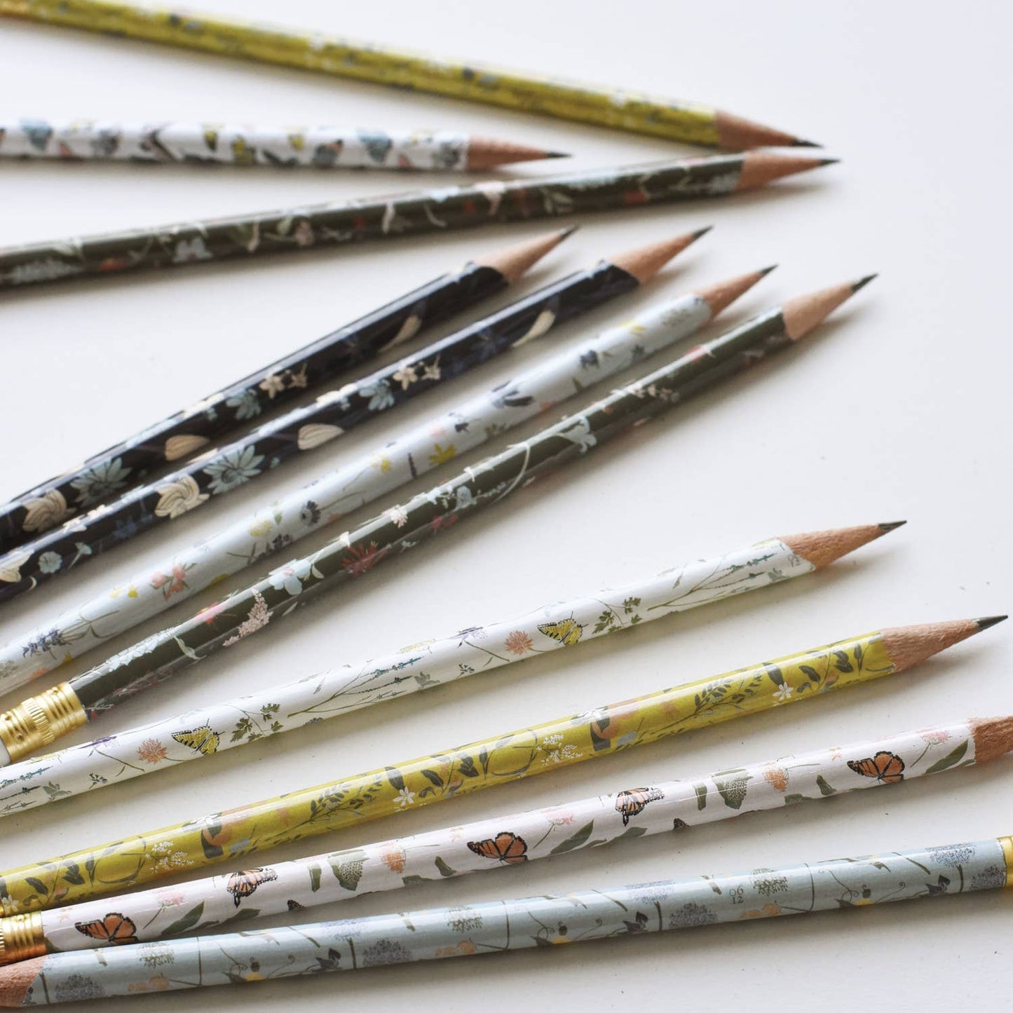 Fluttery Mix Pencil Terrarium, Set of 5 Pencils