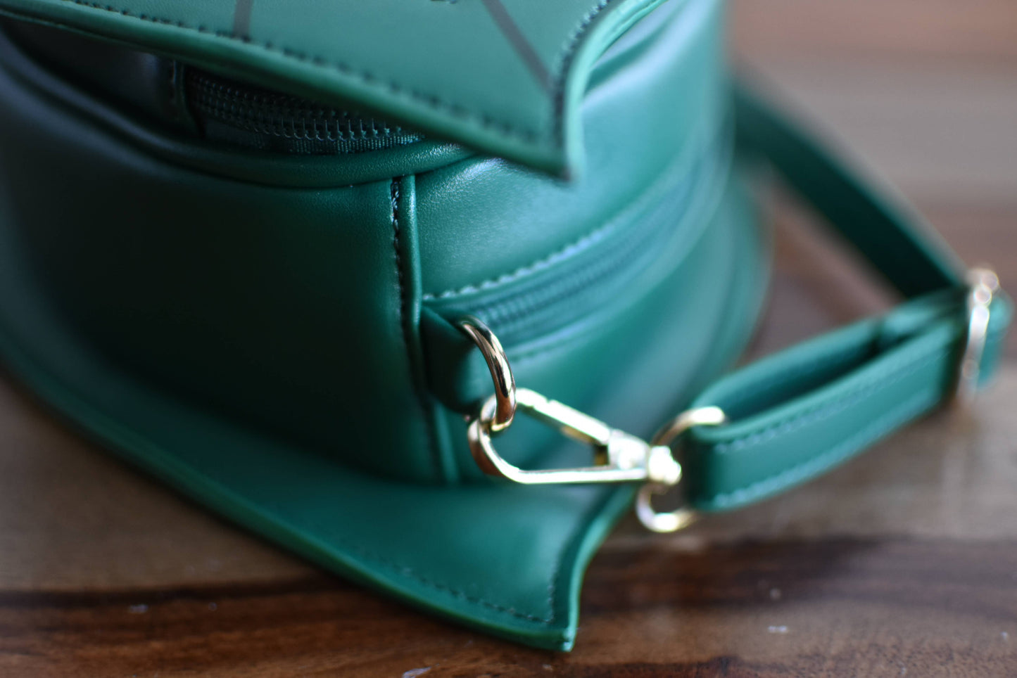 The Leaf: Crossbody ITA Bag